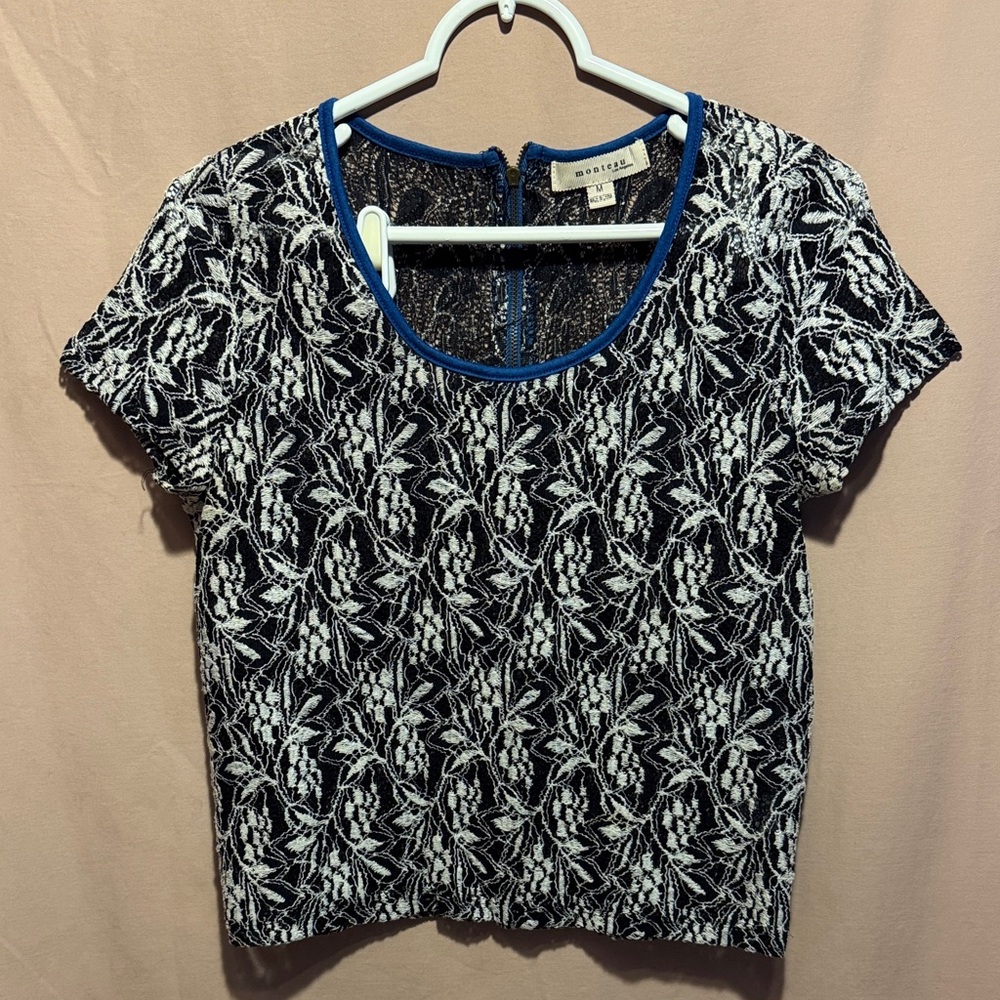 Monteau Black and White Leaf Lace Pattern Top